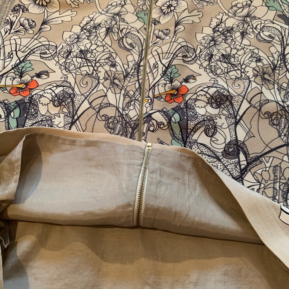 Floral/beige Cacharel short dress - Picture 6 of 7